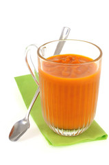 Velouté de potimarron dans une tasse