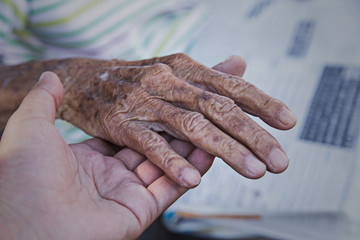 Fototapeta premium Hand of an old man