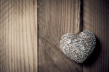Coeur en bois taillé