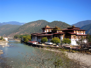 Fototapeta na wymiar Punakha Dzong monastery Bhutan