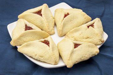 apricot hamantaschen pastry