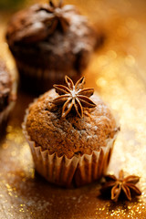 Christmas cinnamon and chocolate muffins