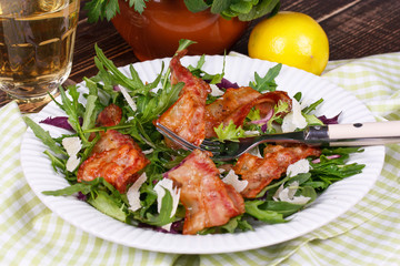 Grilled bacon and salad