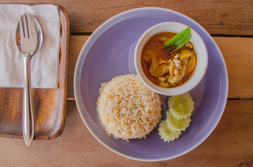 Dried red coconut curry with chicken (Panaeng)