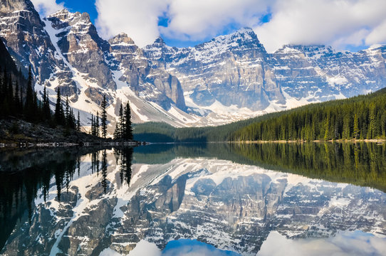 Moraine Lake, Rocky Mountains, Canada