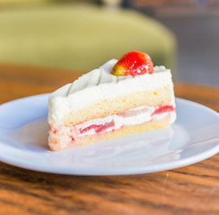 Strawberry cream cakes