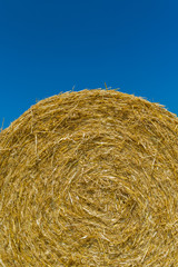 Getreideballen aus Stroh