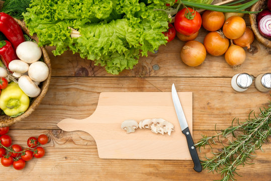 Cutting board with mushrooms