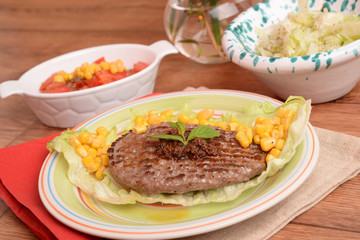 hamburger e condimento - hamburger and seasoning