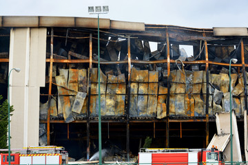 incendio en una fabrica de burgos