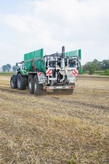 Gülleausbringung mit Schleppschlauchtechnik