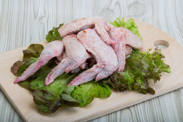 Raw chicken wings
