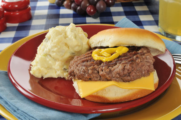 Cheeseburger and potato salad