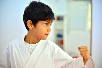 Martial arts kid - obrazy, fototapety, plakaty