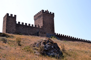 Fototapeta na wymiar Стена крепости