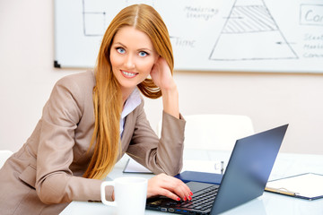 Obraz premium job laptop