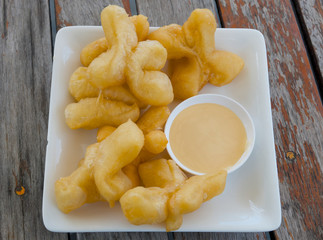 deep-fried dough stick