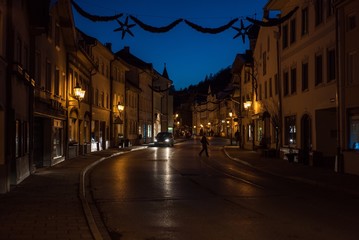 Fototapeta na wymiar Wolfratshausen Altstadt bei Nacht