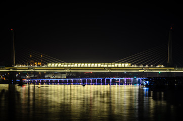 Night bridge