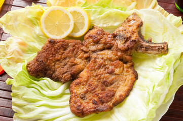 Cotoletta alla milanese o orecchia d’elefante fritta