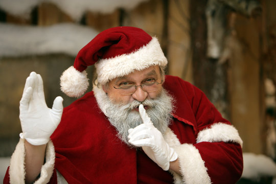 Der Weihnachtsmann macht pssst