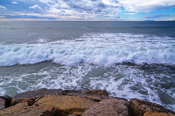 Brandung Wolken Felsen
