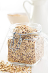 oat flakes in jar