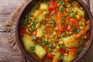 Delicious vegetable soup with mungbeen close-up