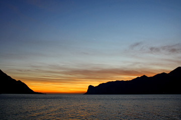 TRAMONTO SUL LAGO DI GARDA
