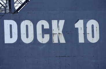 Dock 10