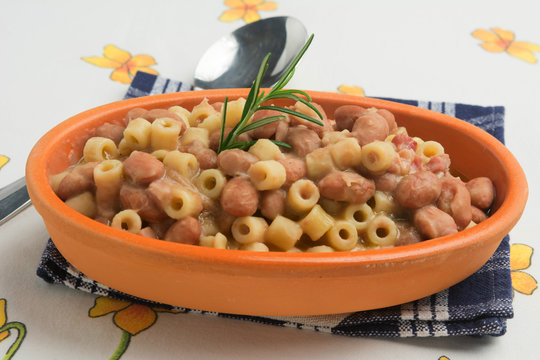 Pasta E Fagioli