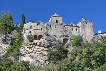 Fototapeta na wymiar Vaison-La-Romaine medieval town