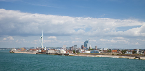 Fototapeta na wymiar Panorama sur le port de Southampton sur la Manche 