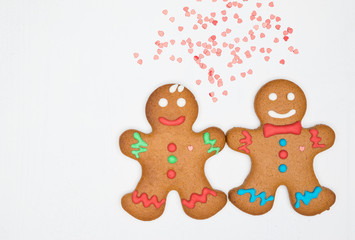 Naklejka premium Gingerbread cookies on the white background