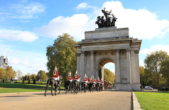 londres caballer&iacute;a cambio de guardia 2512-f14