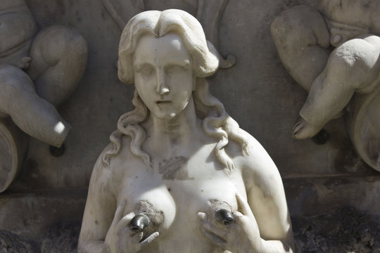 Amalfi, Italy: Fountain On Piazza Duomo, Architectural Detail