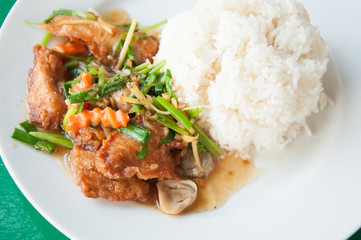 Stir-fried fish with colorful vegetables, mushroom and herb
