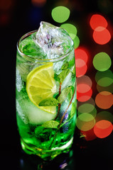 Cocktail with mint and lemon