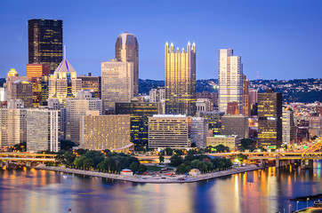 Fototapeta na wymiar Pittsburgh, Pennsylvania Skyline