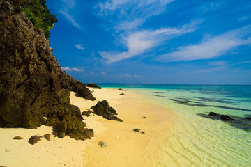 Serene Waters Vacation Wallpaper