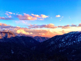 breathtaking view of a sunset in Big Bear Mountain