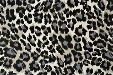 Gordijnen Grijs en zwart luipaardpatroon. Gevlekte animal print achtergrond. © luanateutzi