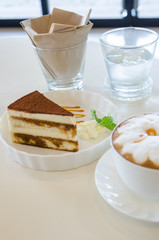 Tiramisu Cake