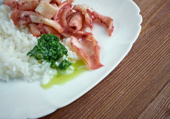 Arroz con calamares