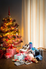 Christmas tree with gifts