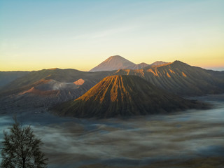Fototapeta premium Góra Bromo w Indonezji