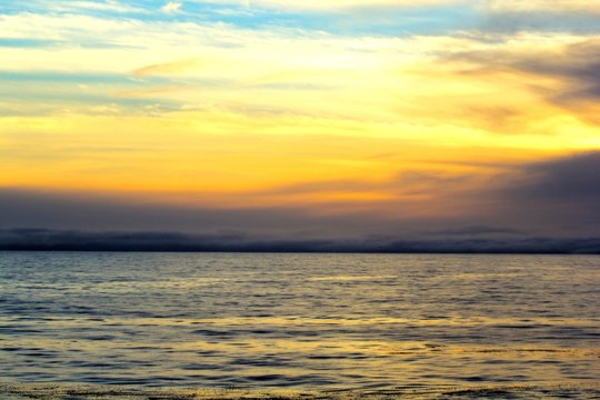 Golden sunset over the ocean © timla