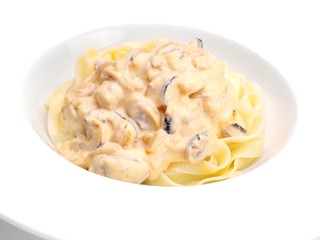 Pasta with shrimps, herbs and mashrooms