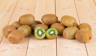 Kiwi in two halves