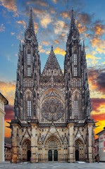 Naklejka premium Katedra św. Wita na Zamku Praskim w Pradze